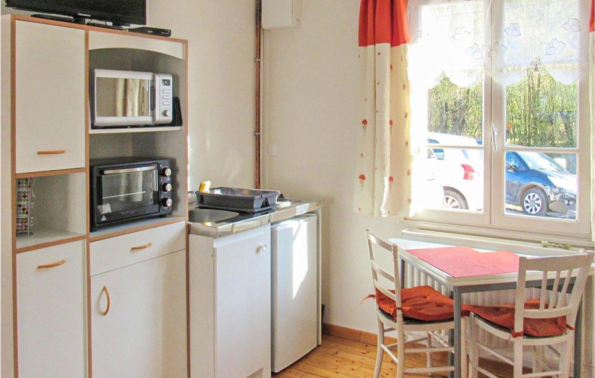 Gorgeous Apartment In Alette With Kitchenette Экстерьер фото